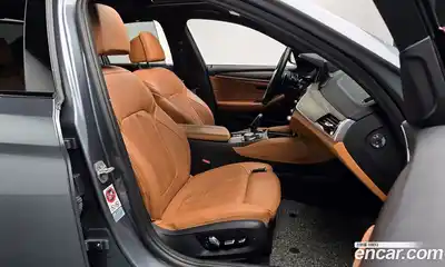 BMW 5-Series 2017 2.0 Автомат в Москве № 159118, миниатюра 6