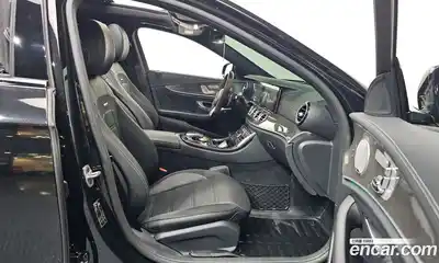 Mercedes-Benz E-Class 2019 3.0 Автомат в Москве № 161176, миниатюра 3