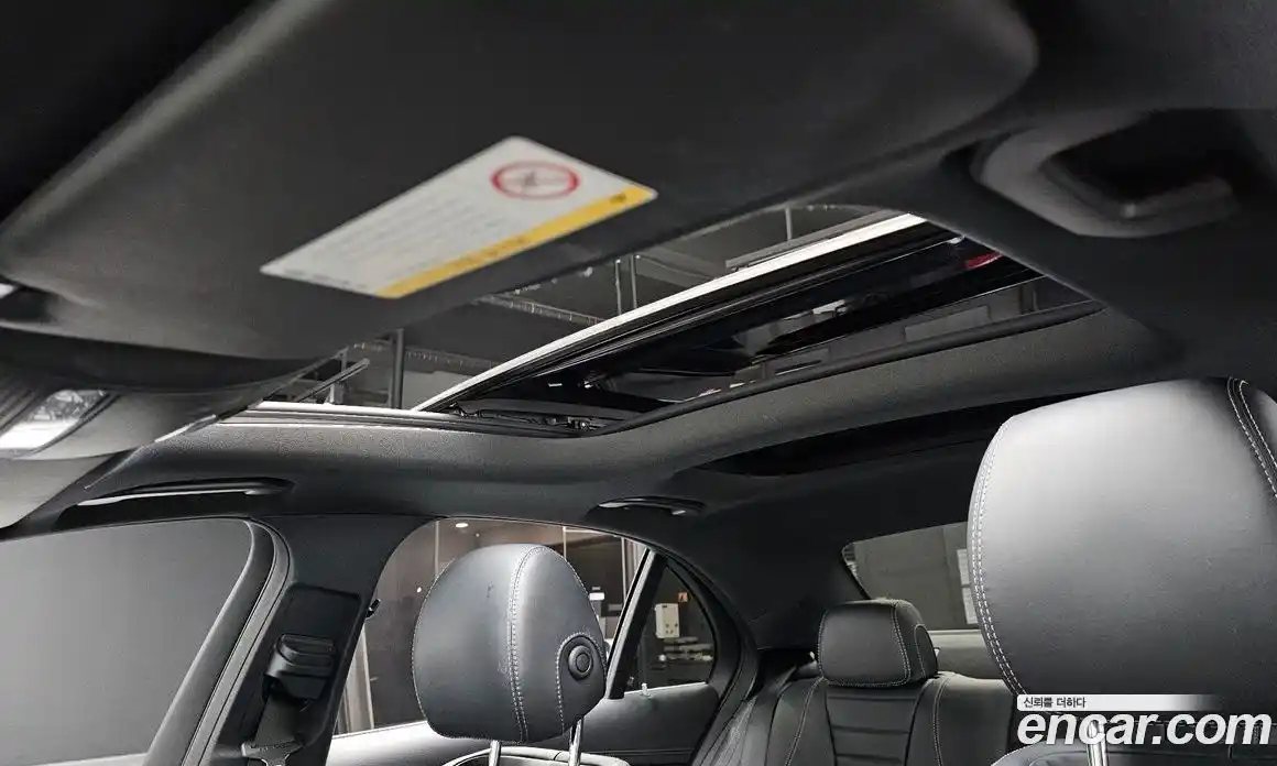 Mercedes-Benz E-Class 2017 2.0 Автомат в Москве № 161726, фото 19