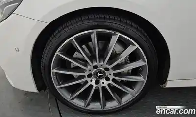 Mercedes-Benz E-Class 2017 2.0 Автомат в Москве № 161726, миниатюра 5
