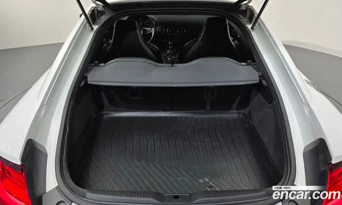 Audi TT 2016 2.0 Автомат в Москве № 163879, фото 9