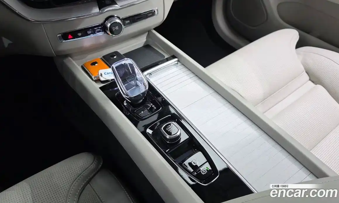 Volvo XC60 2026 2.0 Автомат в Москве № 164126, фото 15