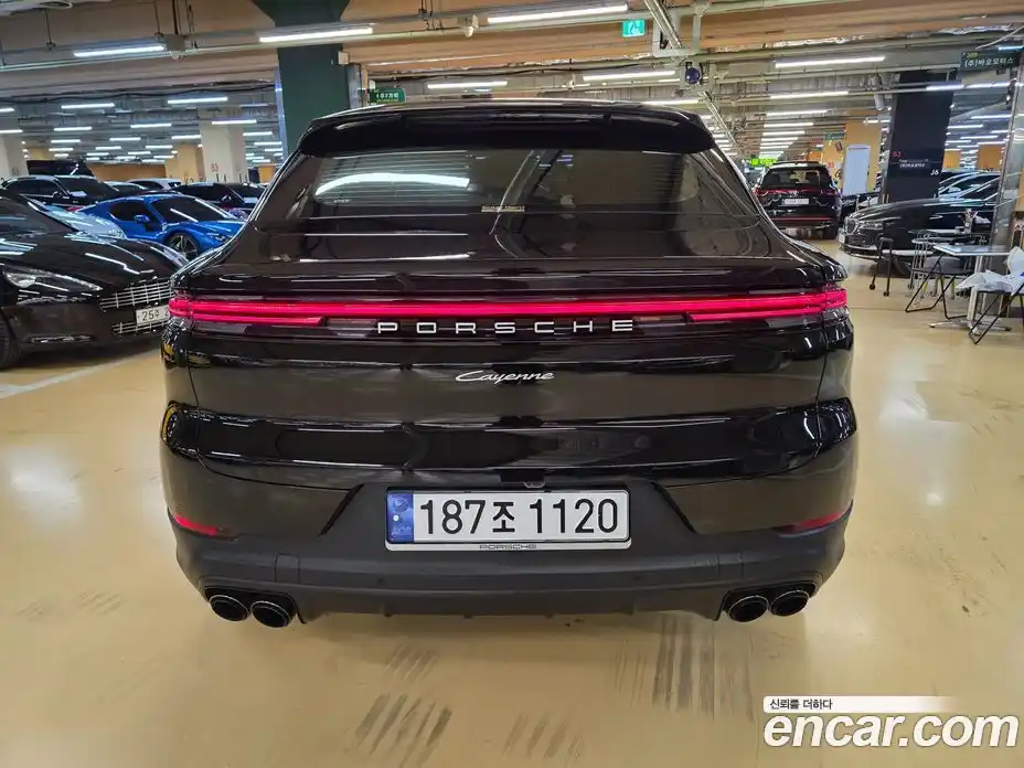 Porsche Cayenne 2024 3.0 Автомат в Москве № 165748, фото 4