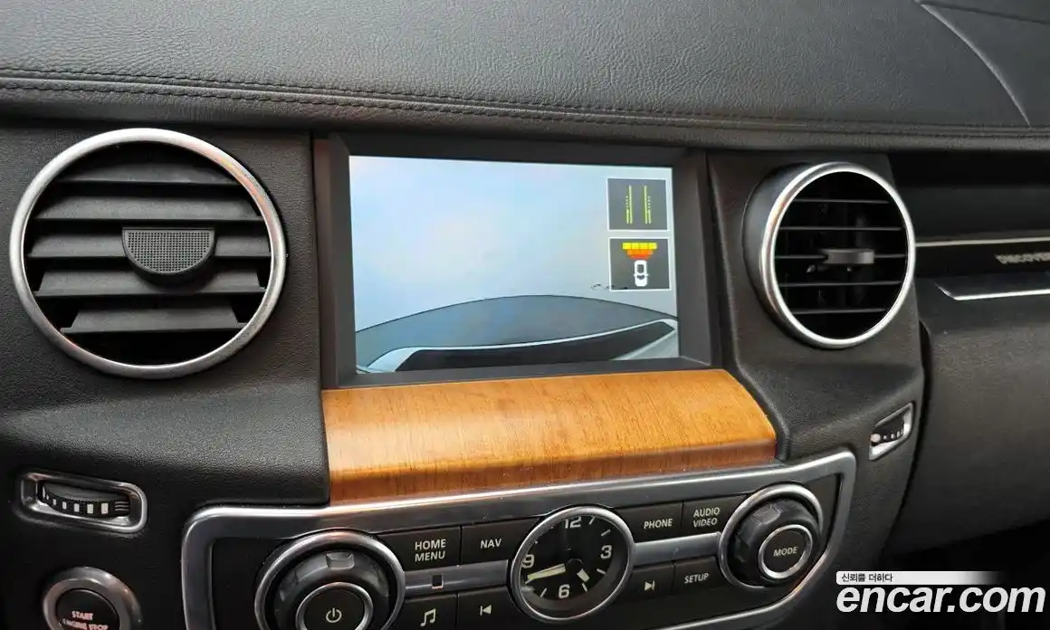 Land Rover Discovery 2015 3.0 Автомат в Москве № 166472, фото 16