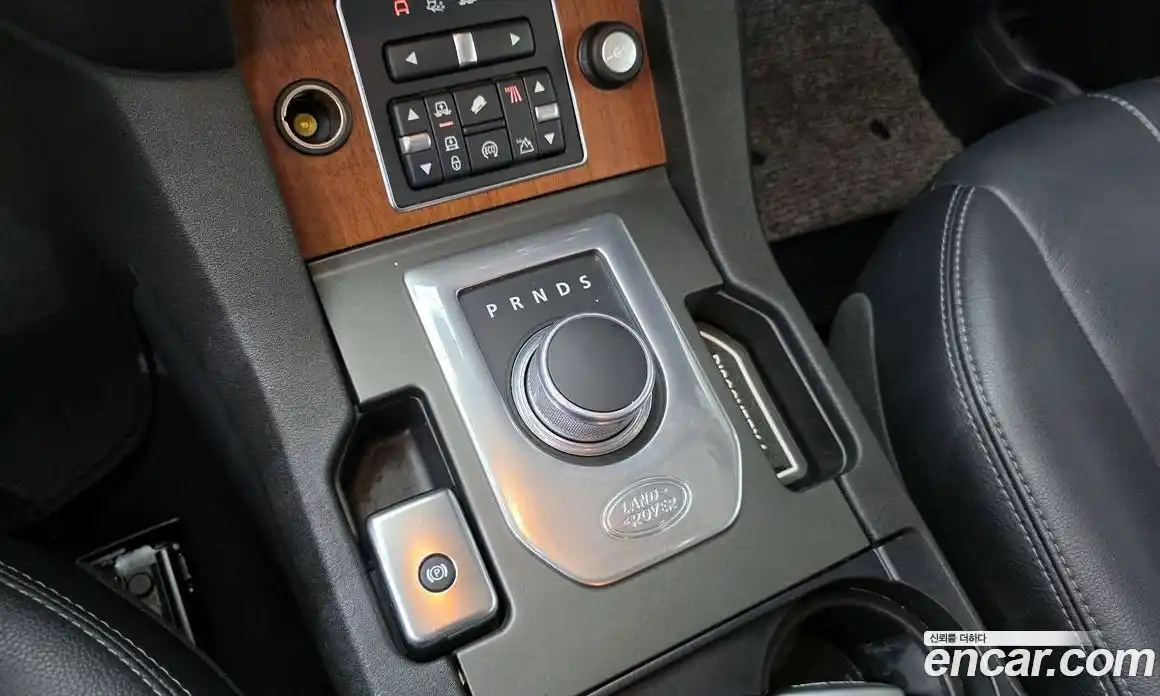 Land Rover Discovery 2015 3.0 Автомат в Москве № 166472, фото 9