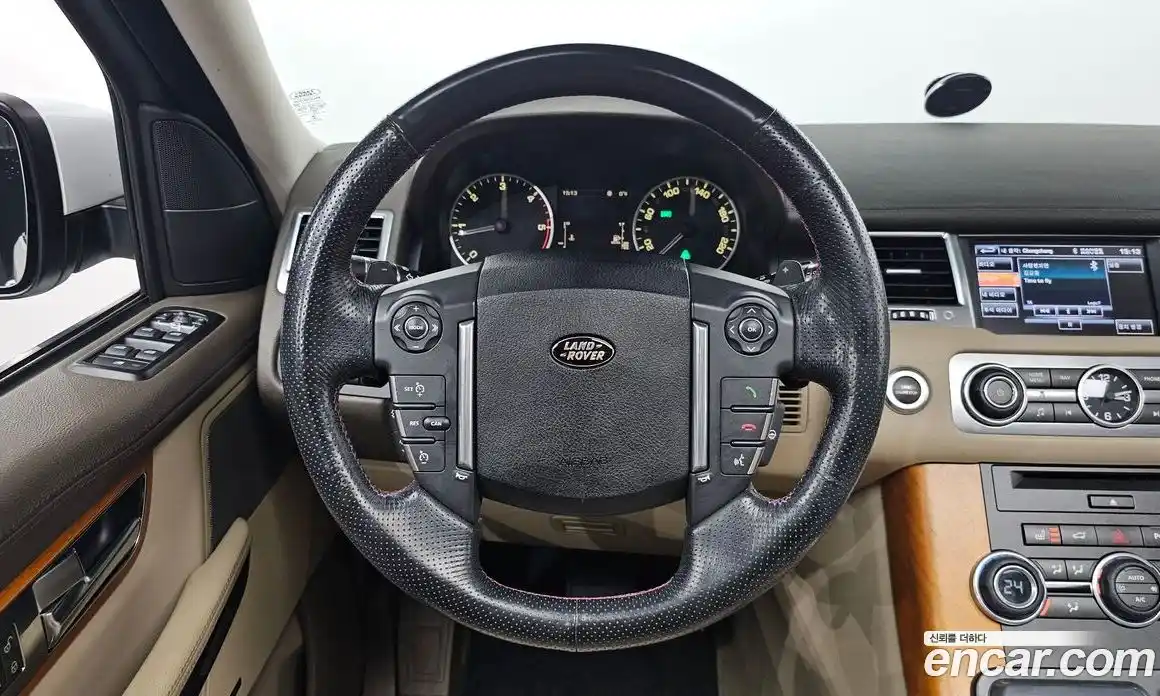 Land Rover Range-Rover Sport 2013 3.0 Автомат в Москве № 166582, фото 8