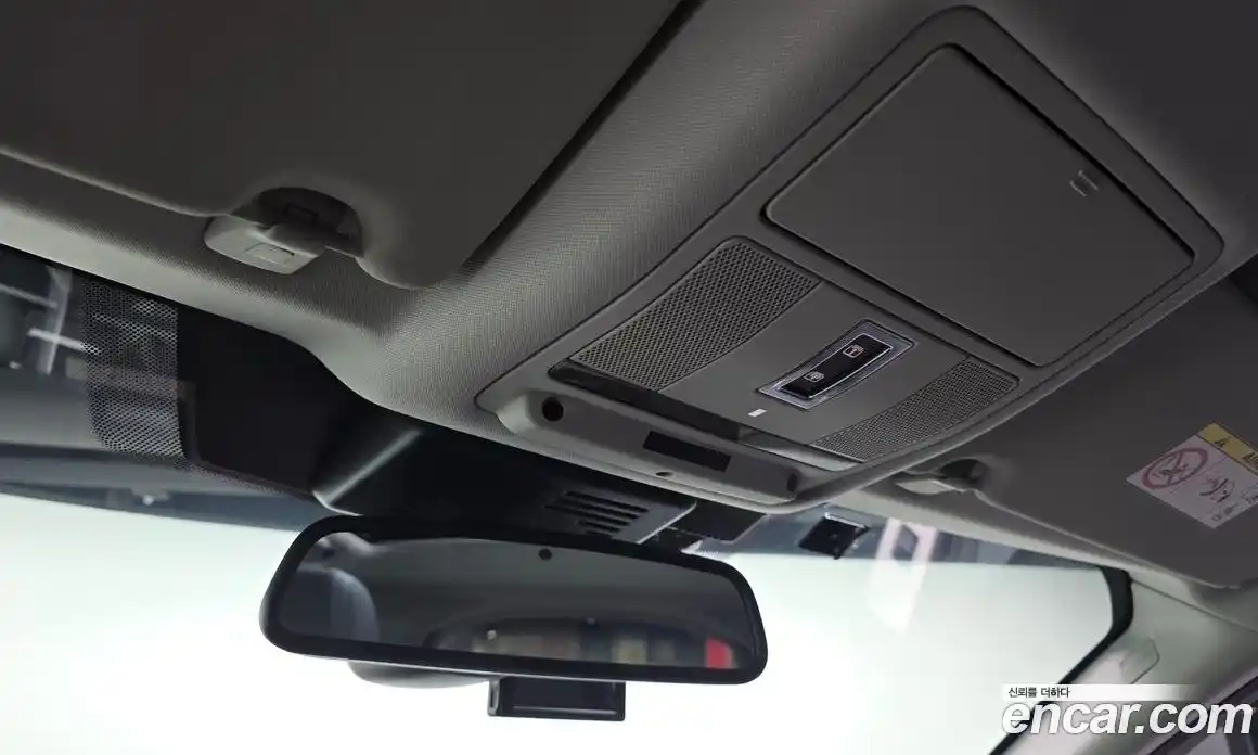 Land Rover Discovery Sport 2017 2.0 Автомат в Москве № 166636, фото 13