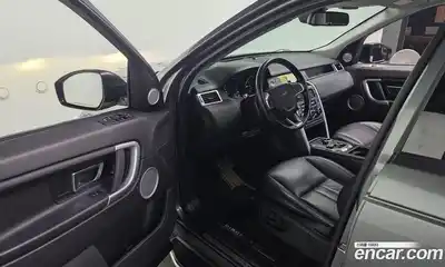 Land Rover Discovery Sport 2017 2.0 Автомат в Москве № 166636, миниатюра 8
