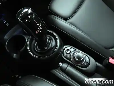 Mini Cooper Convertible 2022 1.5 Автомат в Москве № 167422, миниатюра 11