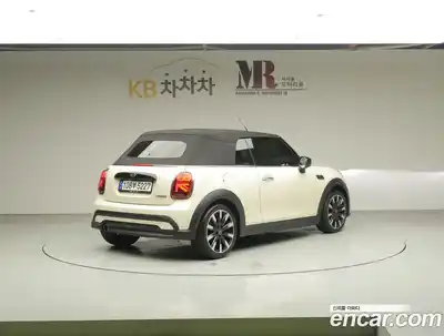 Mini Cooper Convertible 2022 1.5 Автомат в Москве № 167422, миниатюра 2