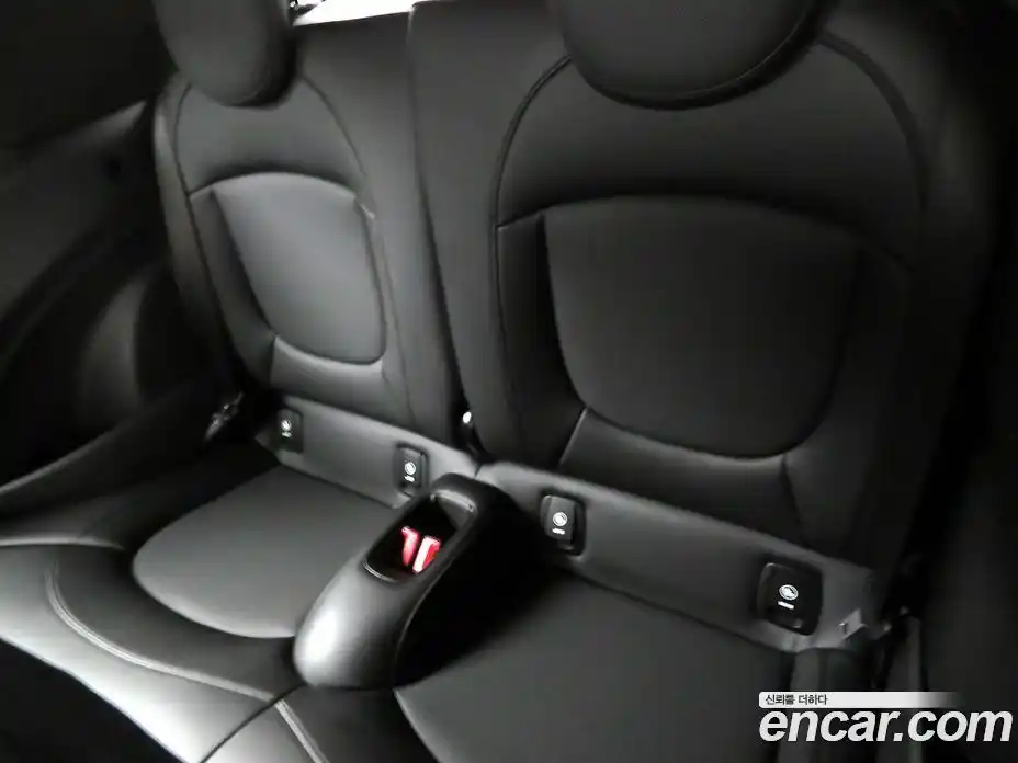 Mini Cooper Convertible 2022 1.5 Автомат в Москве № 167422, фото 6