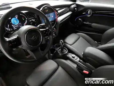 Mini Cooper Convertible 2022 1.5 Автомат в Москве № 167422, миниатюра 7