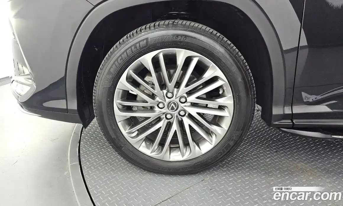 Lexus RX 2021 3.5 Автомат в Москве № 168178, фото 5