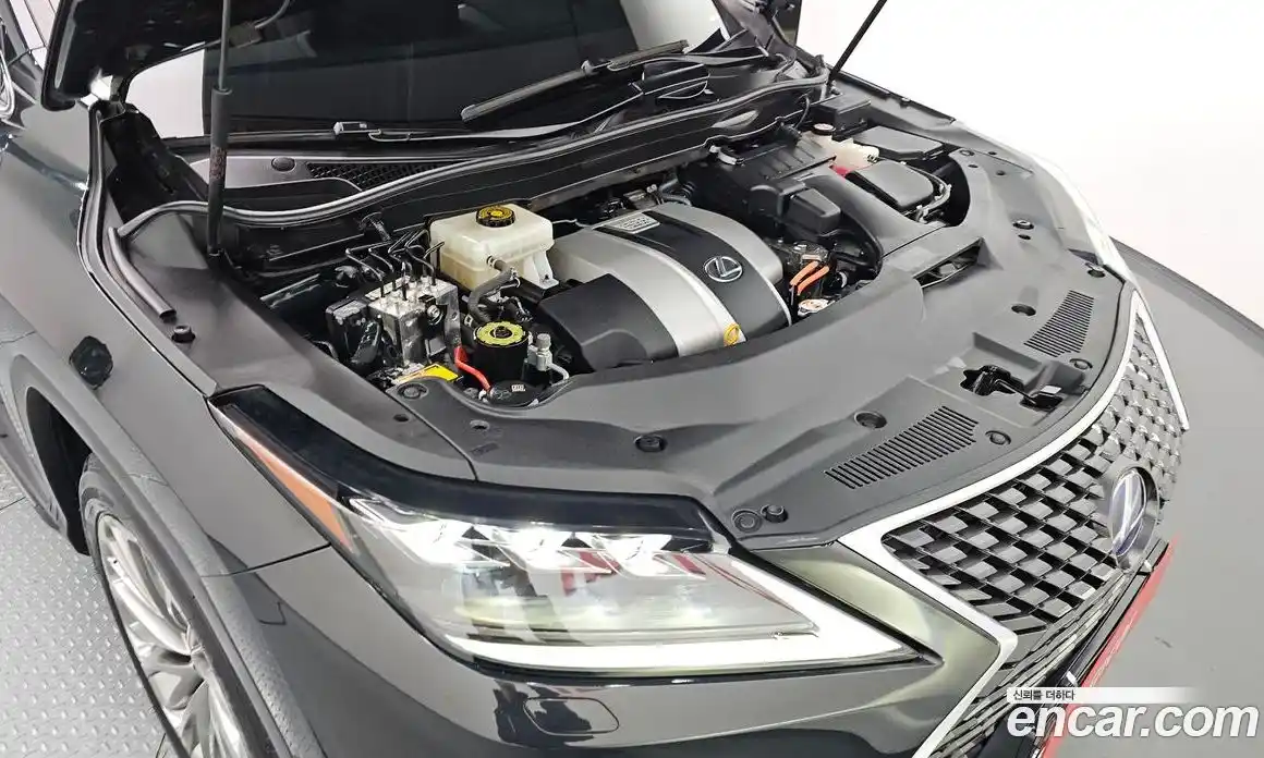 Lexus RX 2021 3.5 Автомат в Москве № 168178, фото 6