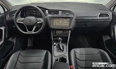 Volkswagen Tiguan 2024 2.0 Автомат в Москве № 168503, миниатюра 12