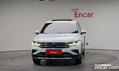 Volkswagen Tiguan 2024 2.0 Автомат в Москве № 168503, миниатюра 4