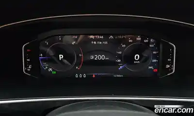 Volkswagen Tiguan 2024 2.0 Автомат в Москве № 168503, миниатюра 7