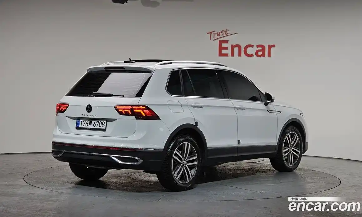 Volkswagen Tiguan 2024 2.0 Автомат в Москве № 168503, фото 10