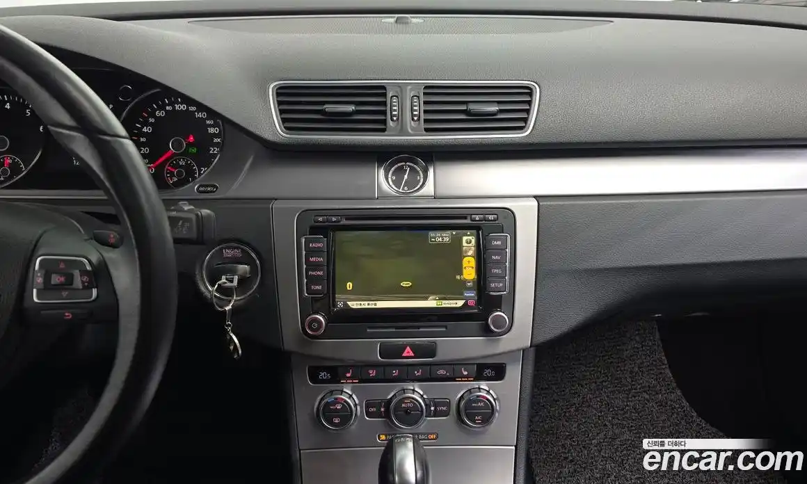 Volkswagen CC 2015 2.0 Автомат в Москве № 169044, фото 11