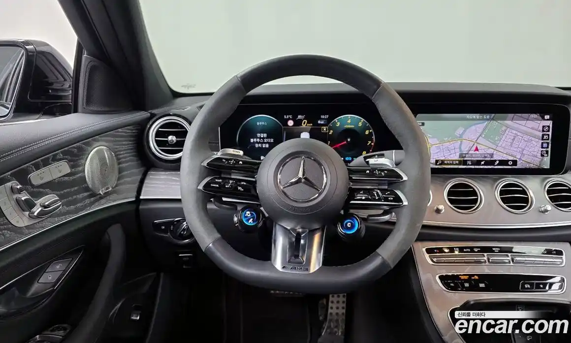 Mercedes-Benz E-Class 2023 3.0 Автомат в Москве № 171407, фото 13