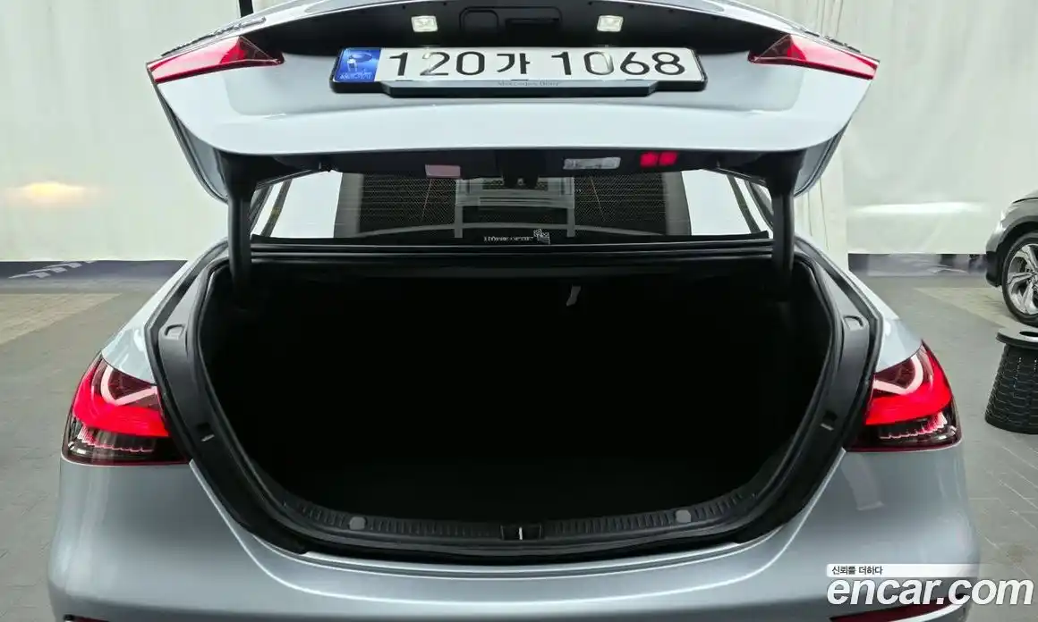 Mercedes-Benz E-Class 2023 3.0 Автомат в Москве № 171407, фото 20