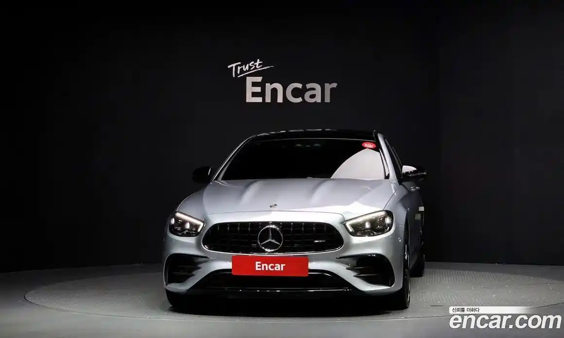 Mercedes-Benz E-Class 2023 3.0 Автомат в Москве № 171407, фото 3