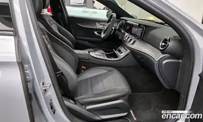 Mercedes-Benz E-Class 2023 3.0 Автомат в Москве № 171407, миниатюра 9