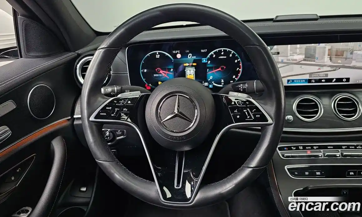 Mercedes-Benz E-Class 2023 2.0 Автомат в Москве № 178908, фото 15