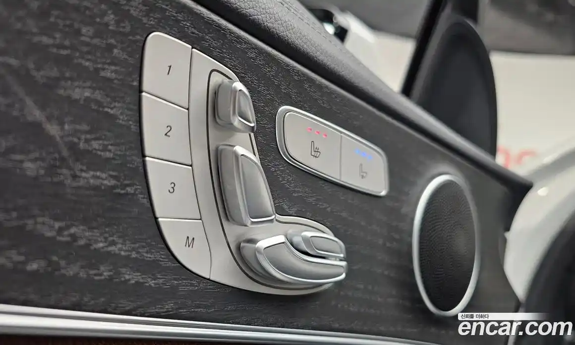 Mercedes-Benz E-Class 2023 2.0 Автомат в Москве № 178908, фото 17