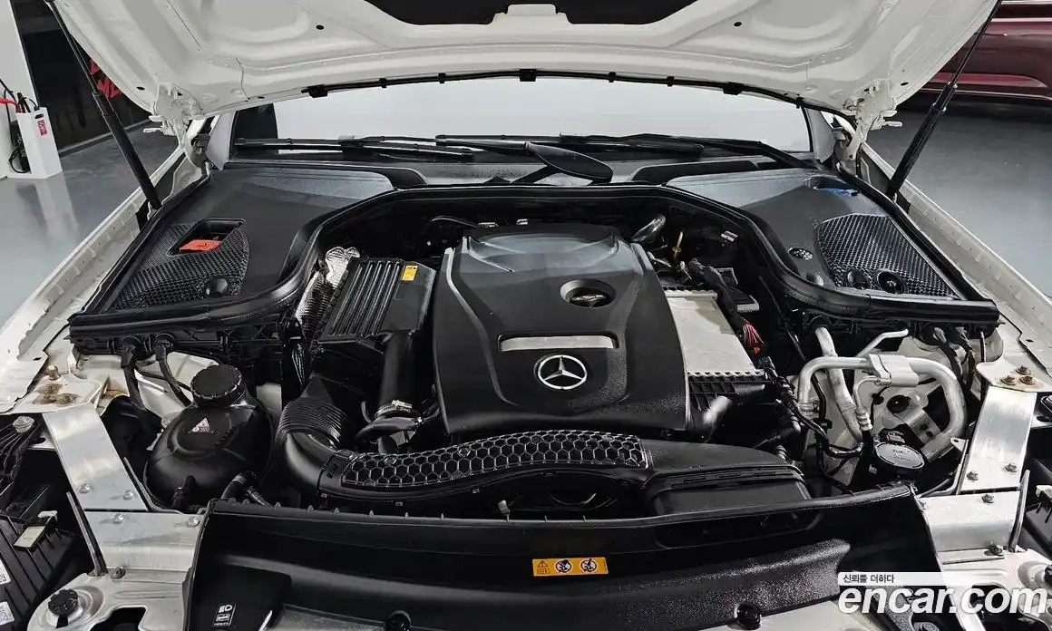 Mercedes-Benz E-Class 2023 2.0 Автомат в Москве № 178908, фото 18