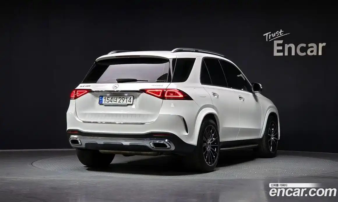 Mercedes-Benz GLE-Class 2023 3.0 Автомат в Москве № 180072, фото 13