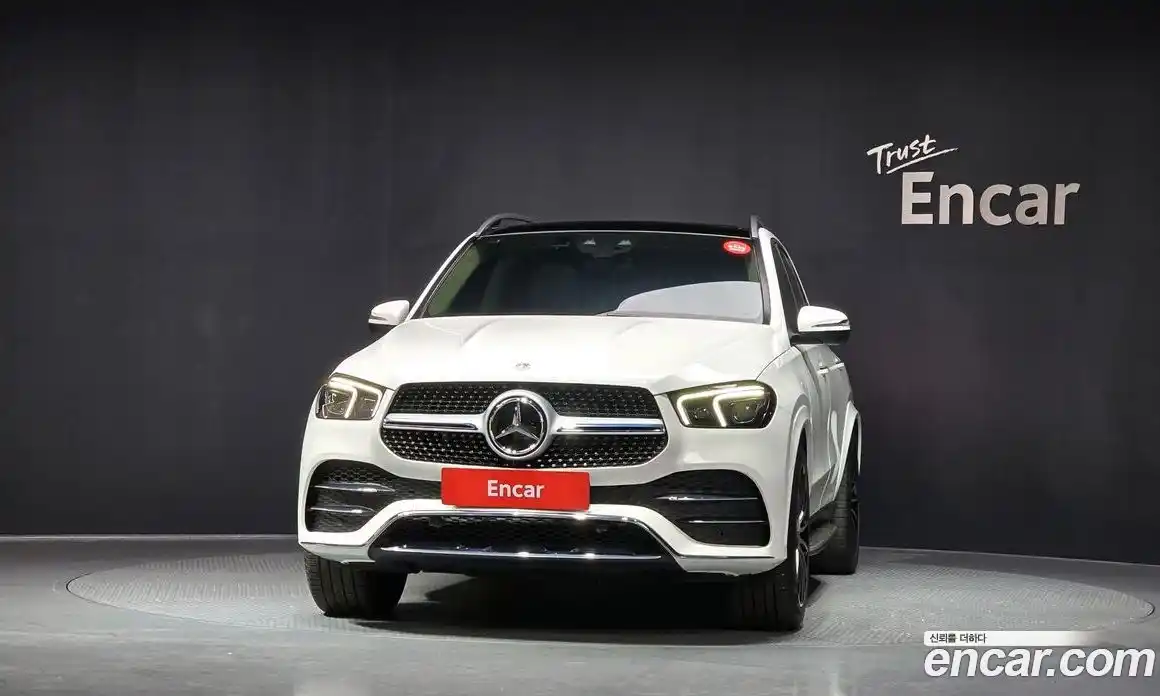 Mercedes-Benz GLE-Class 2023 3.0 Автомат в Москве № 180072, фото 14