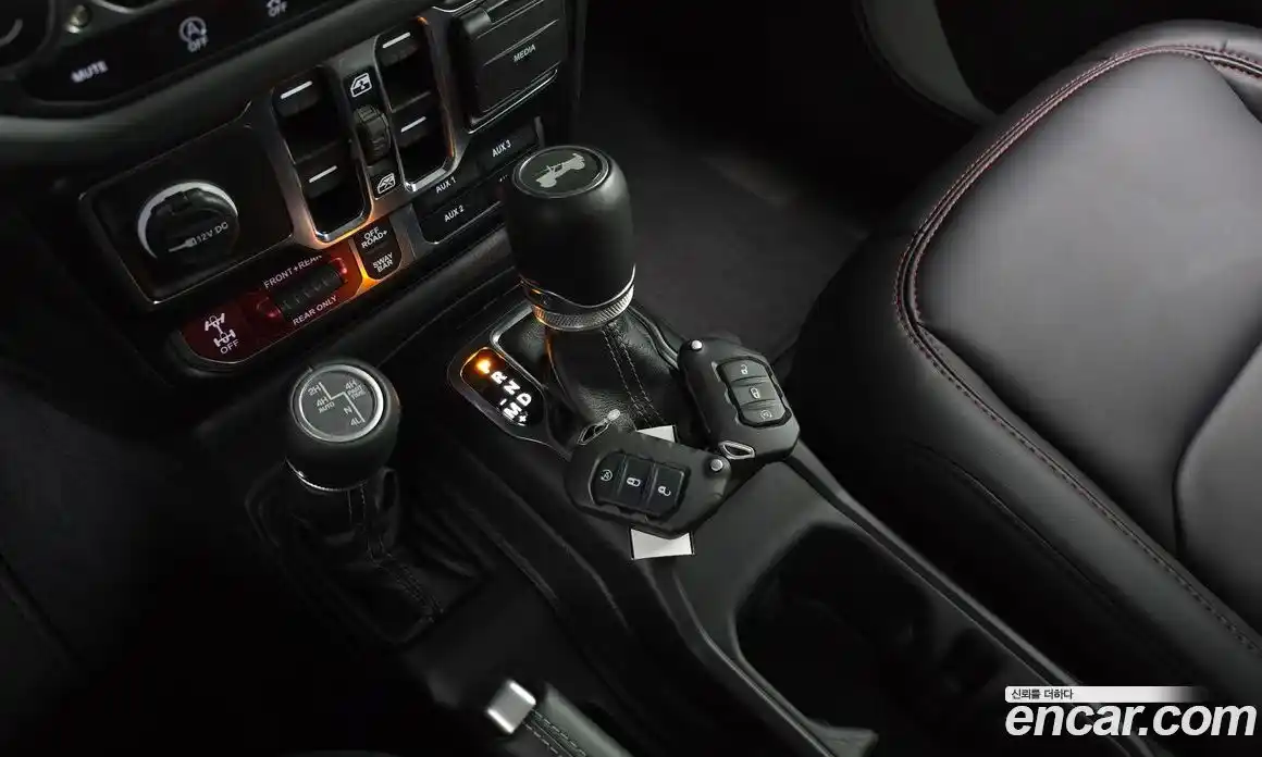 Jeep Wrangler 2024 2.0 Автомат в Москве № 183325, фото 12