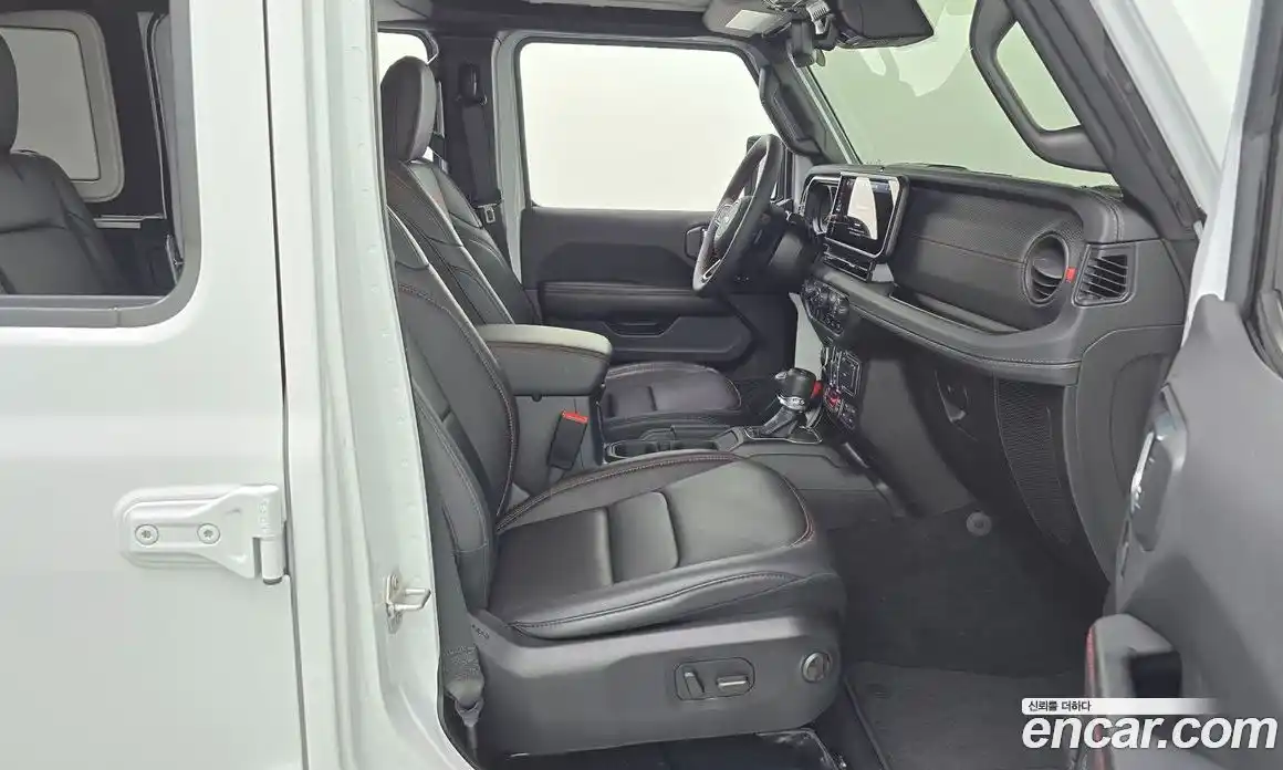 Jeep Wrangler 2024 2.0 Автомат в Москве № 183325, фото 4