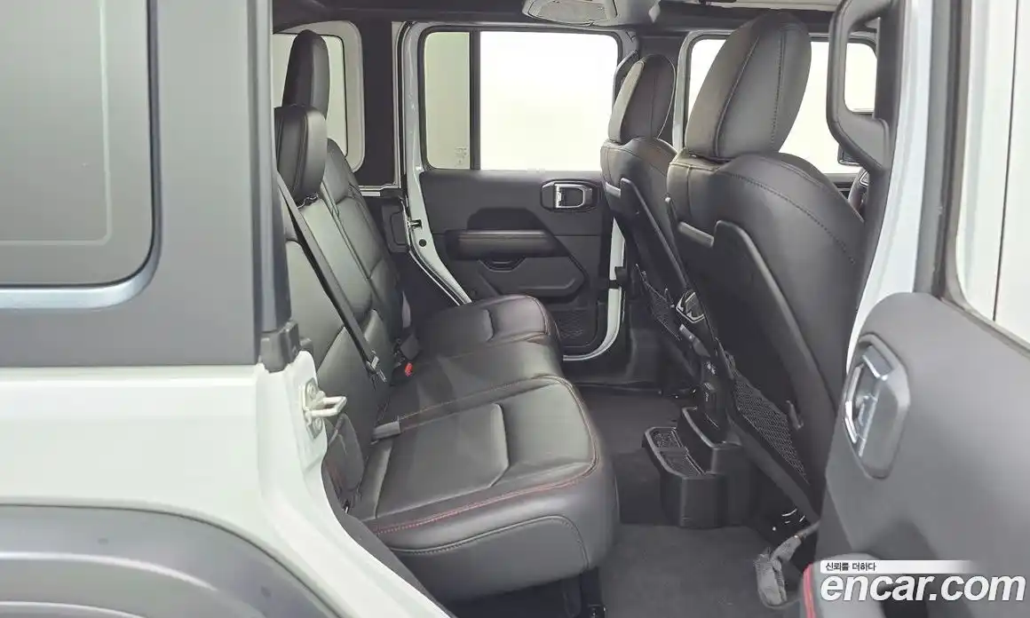 Jeep Wrangler 2024 2.0 Автомат в Москве № 183325, фото 6