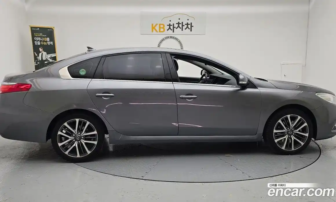 Renault SM7 2017 2.0 Автомат в Москве № 185447, фото 7