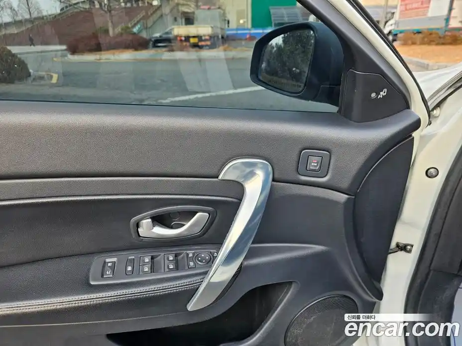 Renault SM5 2015 1.5 Автомат в Москве № 186616, фото 14