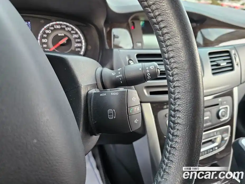 Renault SM5 2015 1.5 Автомат в Москве № 186616, фото 9