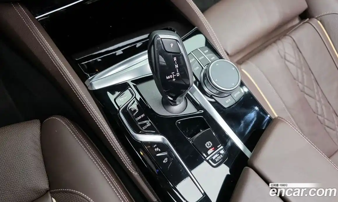 BMW 5-Series 2023 2.0 Автомат в Москве № 187324, фото 2