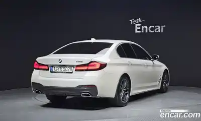 BMW 5-Series 2022 2.0 Автомат в Москве № 189320, миниатюра 3