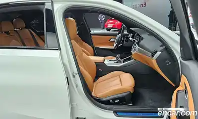 BMW 3-Series 2022 2.0 Автомат в Москве № 190506, миниатюра 5