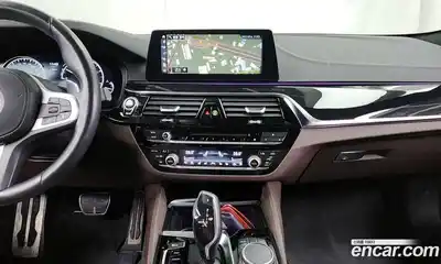 BMW 5-Series 2018 2.0 Автомат в Москве № 191898, миниатюра 3