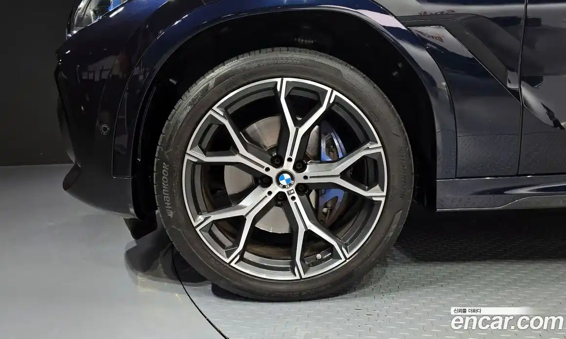 BMW X6 2022 3.0 Автомат в Москве № 192238, фото 5