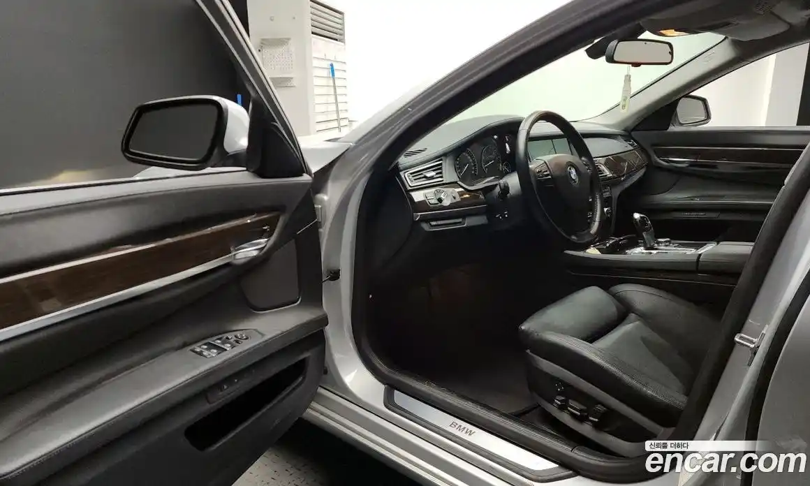 BMW 7-Series 2010 3.0 Автомат в Москве № 193071, фото 15