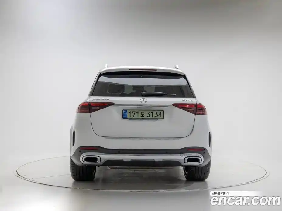 Mercedes-Benz GLE-Class 2025 3.0 Автомат в Москве № 193906, фото 3