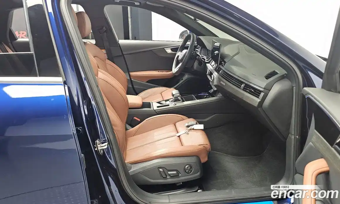 Audi A4 2023 2.0 Автомат в Москве № 196019, фото 4