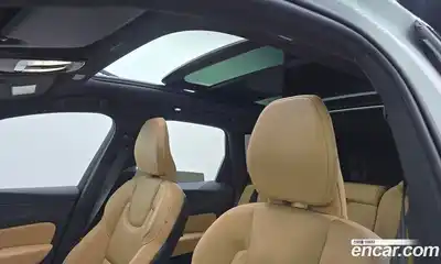 Volvo XC60 2022 2.0 Автомат в Москве № 196921, миниатюра 12