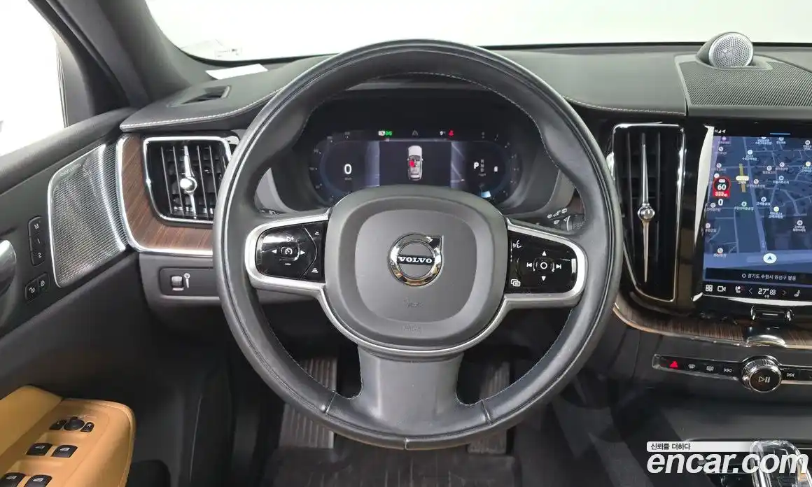 Volvo XC60 2022 2.0 Автомат в Москве № 196921, фото 19