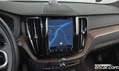 Volvo XC60 2022 2.0 Автомат в Москве № 196921, миниатюра 3