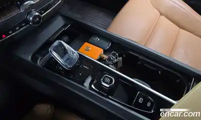 Volvo XC60 2022 2.0 Автомат в Москве № 196921, миниатюра 7